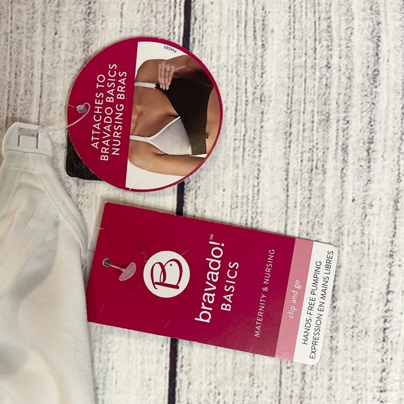 6/$20   Bravado! BASICS Clip & Go Pumping Accessory - White - Picture 10 of 13